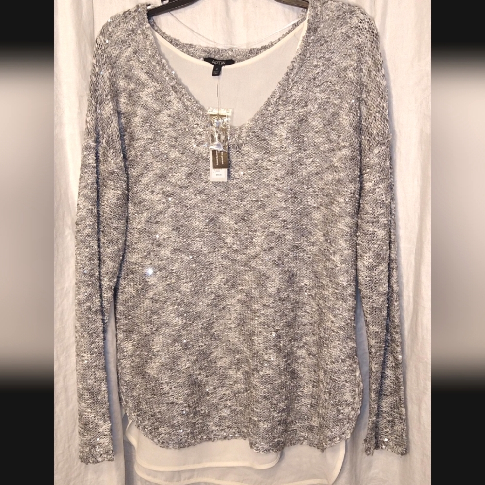 Apt. 9 Silver Sequin Gray Knit Sweater V Neck Pullover Women's Size M